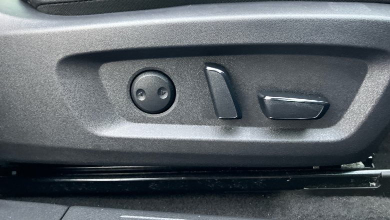 Nissan Qashqai 1.3 DiG-T MH 158 Tekna 5dr Petrol Hatchback